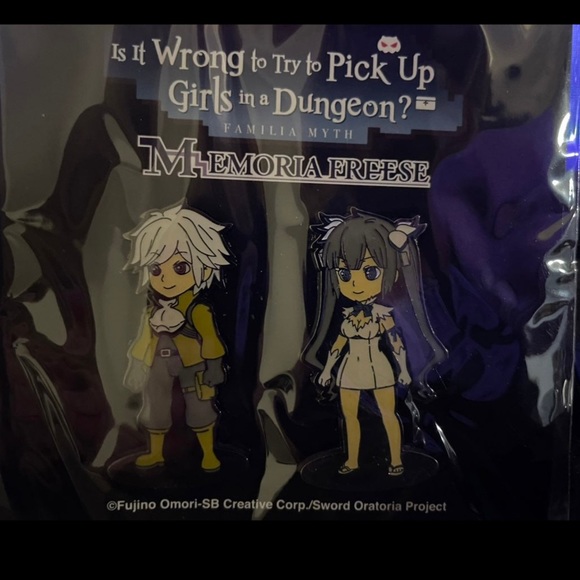 Is It Wrong to Try to Pick Up Girls in a Dungeon?  Pins - Picture 5 of 6